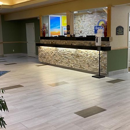 Days Inn By Wyndham Pentwater Luaran gambar