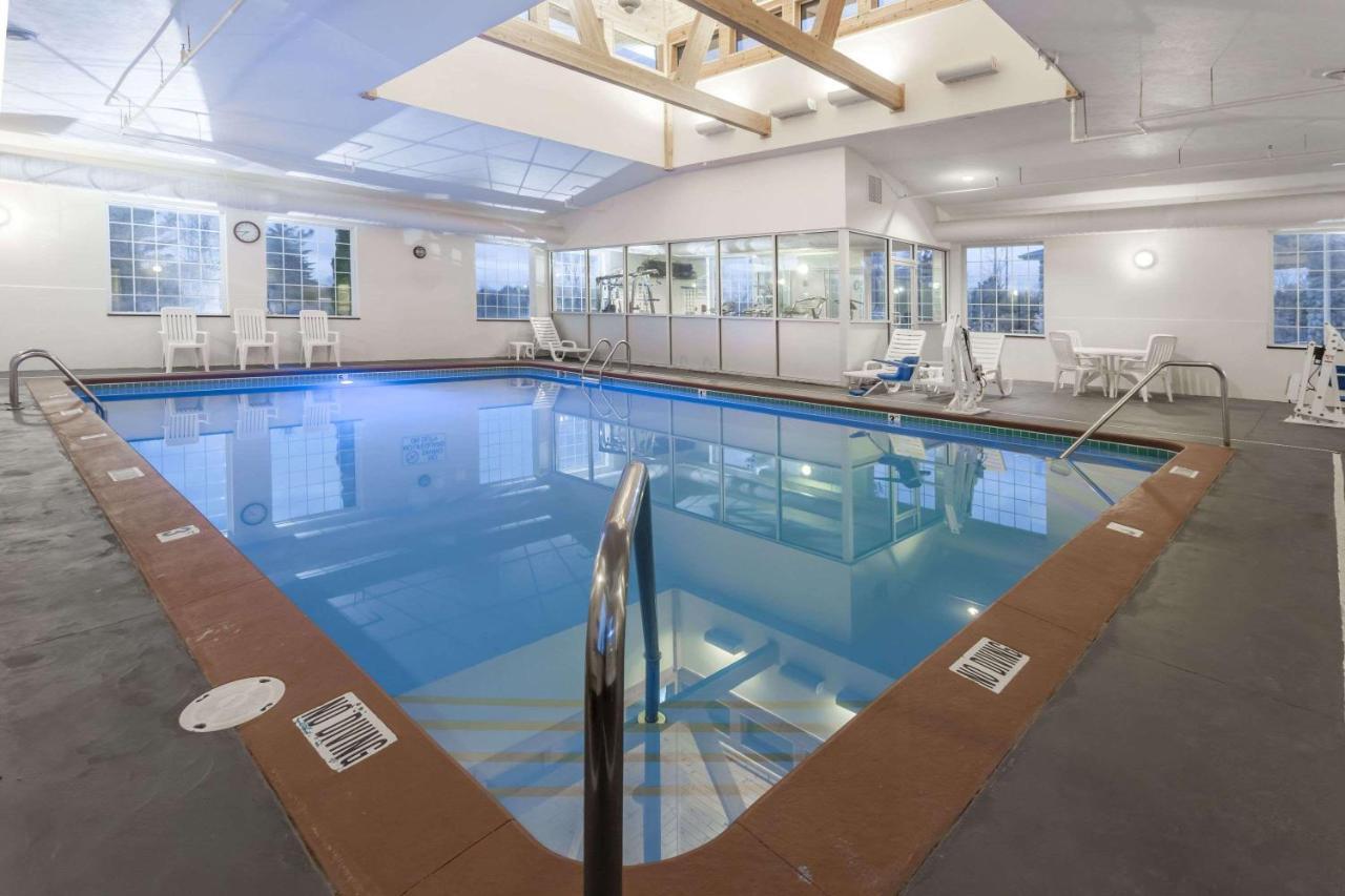 Days Inn By Wyndham Pentwater Luaran gambar