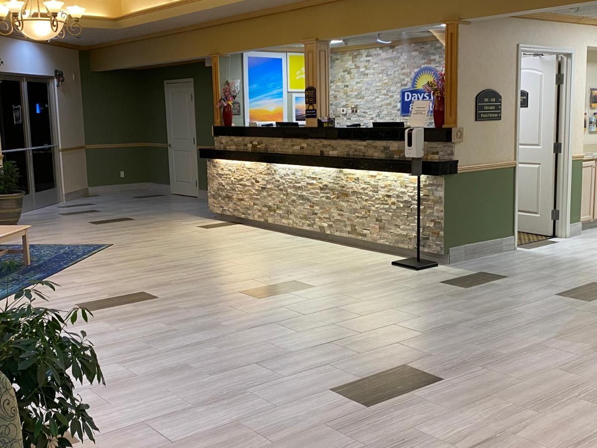 Days Inn By Wyndham Pentwater Luaran gambar