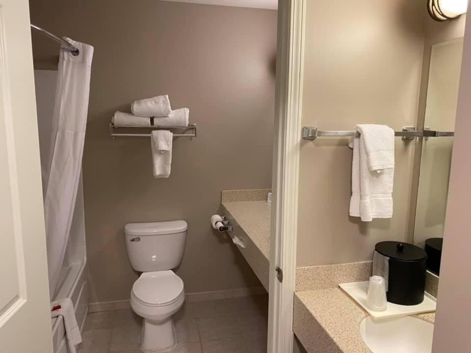 Days Inn By Wyndham Pentwater Luaran gambar