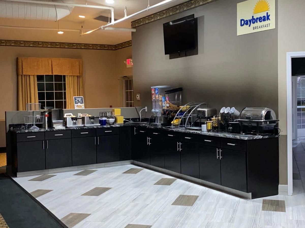 Days Inn By Wyndham Pentwater Luaran gambar